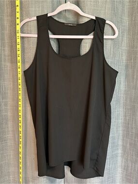 Soprano Black Sleeveless Tank Top
